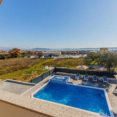 Villa Lamarin Kastela Exterior photo